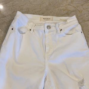 White high rise ankle Jegging